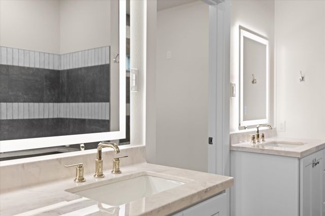 225 STONEBROOK CT, Gilmer, TX 75640