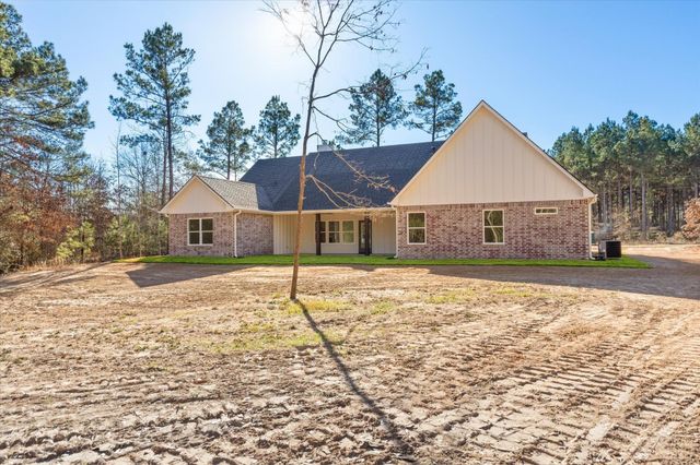 225 STONEBROOK CT, Gilmer, TX 75640
