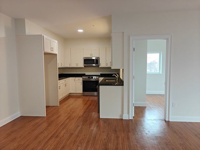 10 Franklin Ave 201, Revere, MA 02151