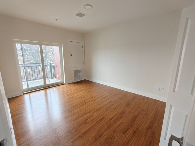 10 Franklin Ave 201, Revere, MA 02151
