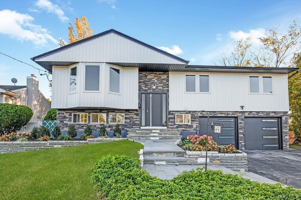 27 Clinton Lane, Hicksville, NY 11801 — exterior
