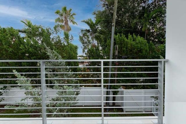 700 NE 14th Avenue 206, Fort Lauderdale, FL 33304