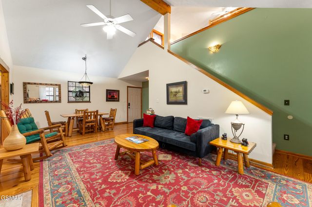 813 S New Era Road, Sevierville, TN 37862