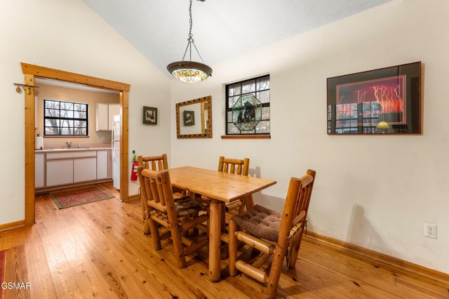 813 S New Era Road, Sevierville, TN 37862