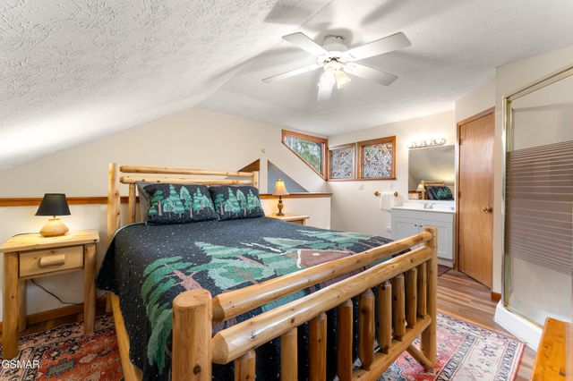 813 S New Era Road, Sevierville, TN 37862