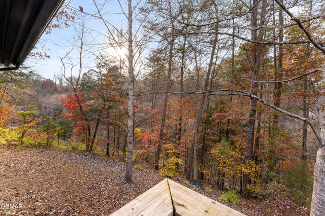 813 S New Era Road, Sevierville, TN 37862