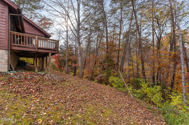 813 S New Era Road, Sevierville, TN 37862