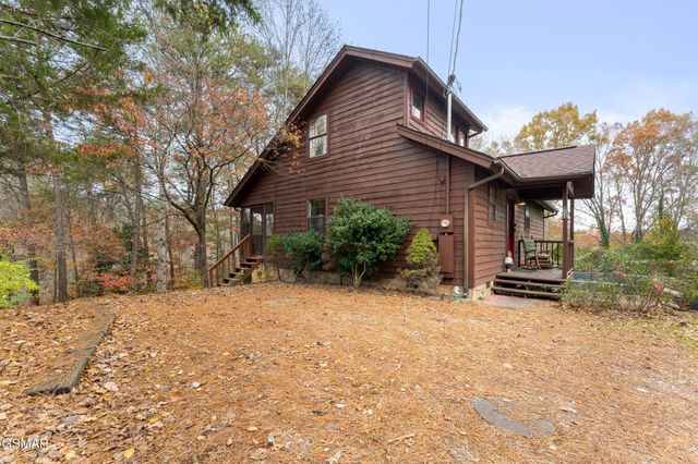 813 S New Era Road, Sevierville, TN 37862