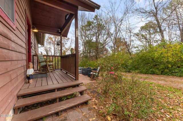 813 S New Era Road, Sevierville, TN 37862