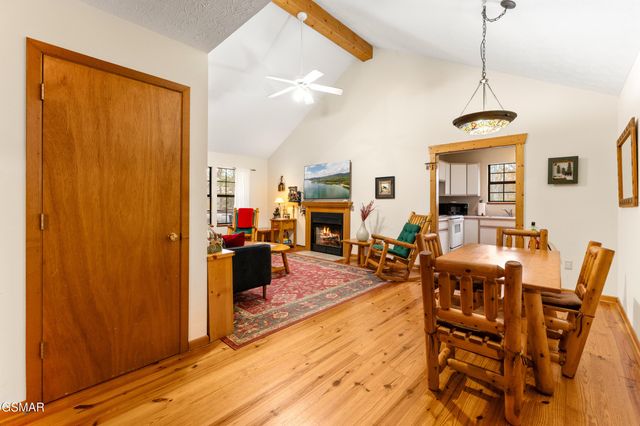 813 S New Era Road, Sevierville, TN 37862