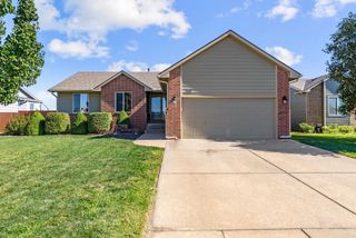 1210 N Aksarben St, Wichita, KS 67235