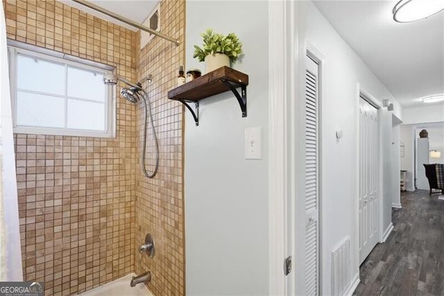 311 Peachtree Hills Avenue NE 4A, Atlanta, GA 30305