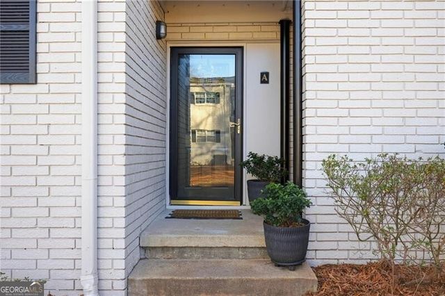 311 Peachtree Hills Avenue NE 4A, Atlanta, GA 30305