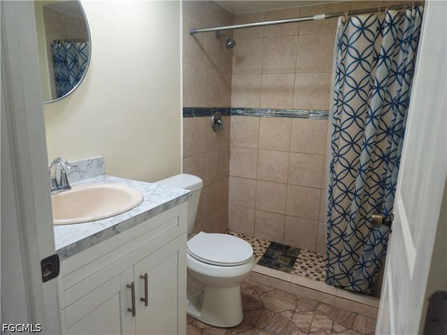 4020 26th ST SW, Lehigh Acres, FL 33976