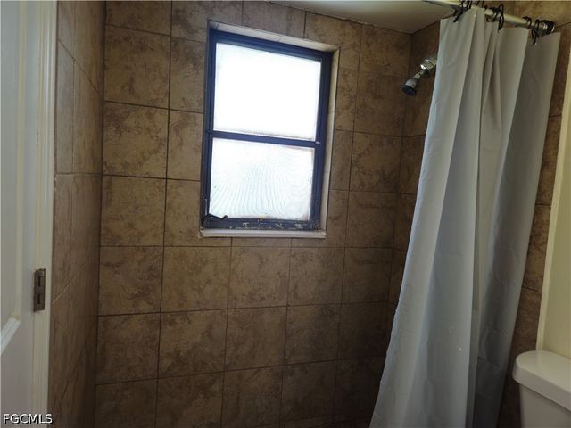 4020 26th ST SW, Lehigh Acres, FL 33976
