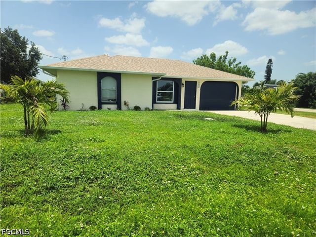 4020 26th ST SW, Lehigh Acres, FL 33976