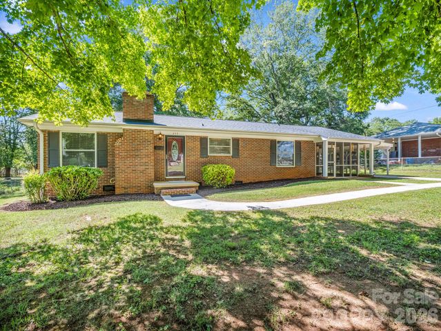 255 Smith Grove Road, Forest City, NC 28043