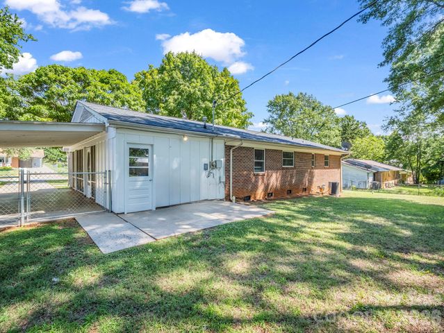 255 Smith Grove Road, Forest City, NC 28043