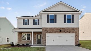 305 Maddox Drive, Aberdeen, NC 28315