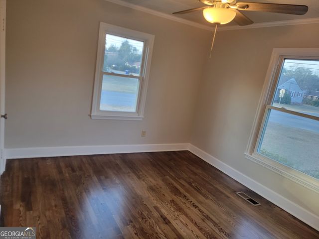 1624 Highland Avenue, Dublin, GA 31021