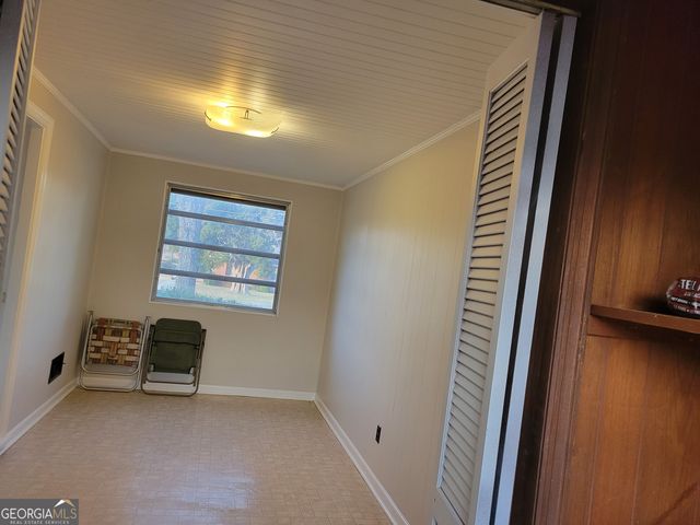 1624 Highland Avenue, Dublin, GA 31021