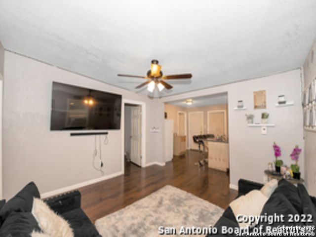 915 San Marcos, San Antonio, TX 78207