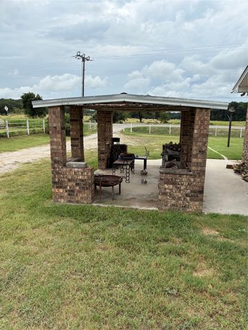 7342 Fm 1810, Chico, TX 76431
