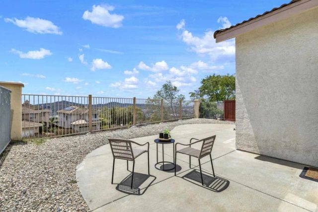 2507 Starlight, Escondido, CA 92026
