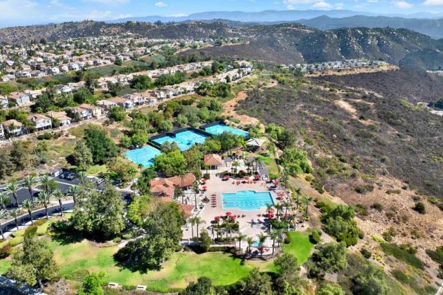 2507 Starlight, Escondido, CA 92026