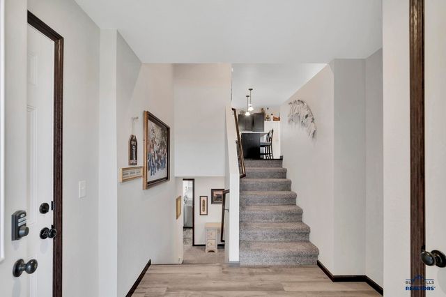 2033 E PHILADELPHIA, Rapid City, SD 57703