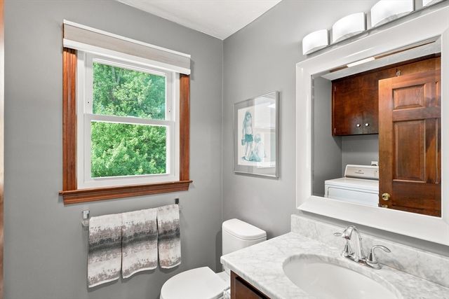 8 Flanagan Drive, Framingham, MA 01701
