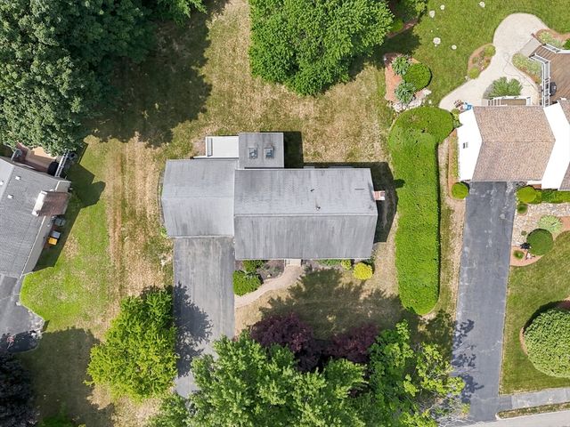 8 Flanagan Drive, Framingham, MA 01701