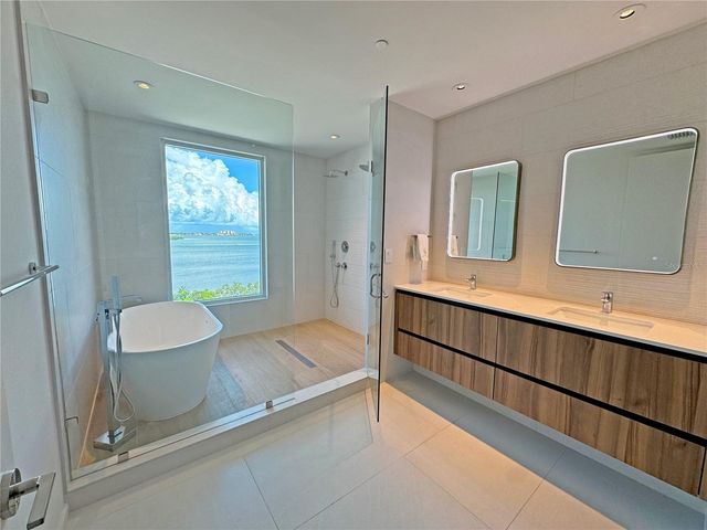 1020 SUNSET POINT ROAD 609, Clearwater, FL 33755