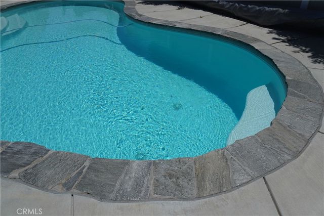 10406 Sandstone Court, Mentone, CA 92359