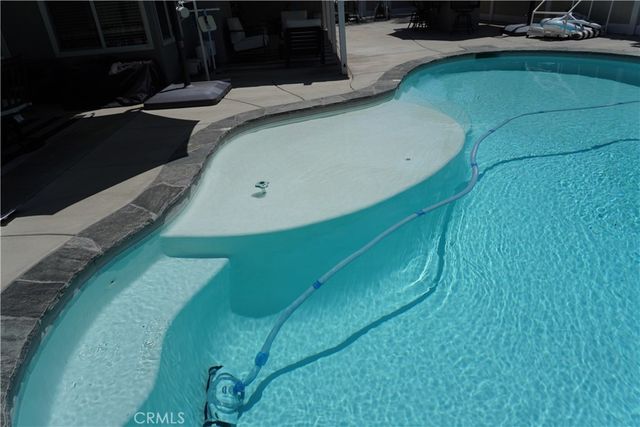10406 Sandstone Court, Mentone, CA 92359