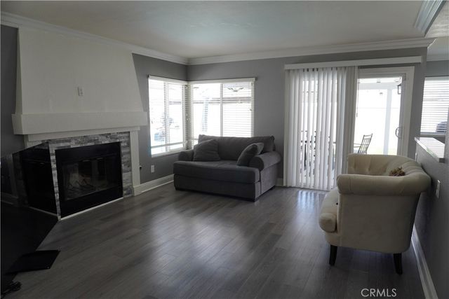 10406 Sandstone Court, Mentone, CA 92359