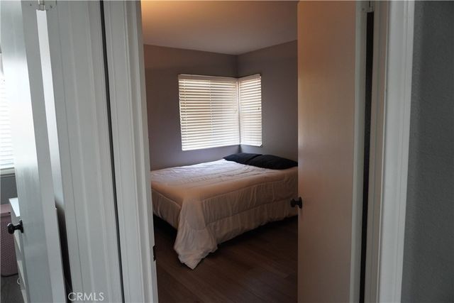 10406 Sandstone Court, Mentone, CA 92359