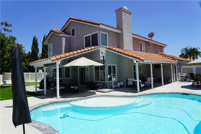 10406 Sandstone Court, Mentone, CA 92359