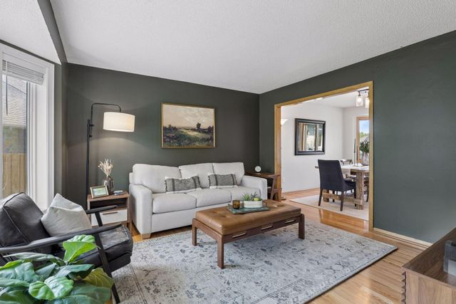 15740 84th Place N, Maple Grove, MN 55311