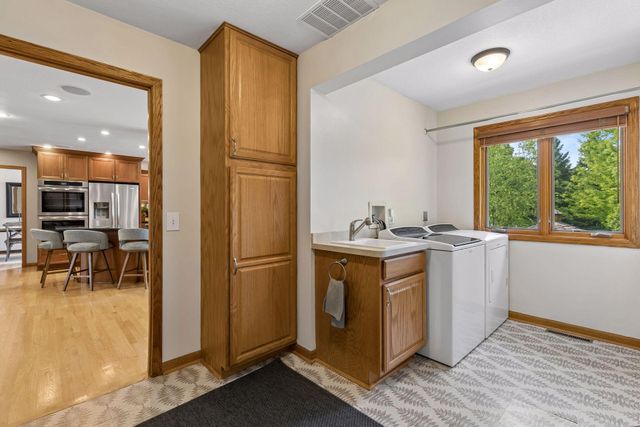 15740 84th Place N, Maple Grove, MN 55311