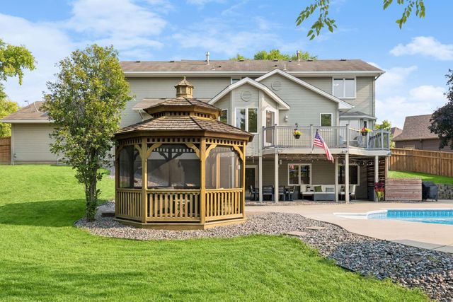 15740 84th Place N, Maple Grove, MN 55311