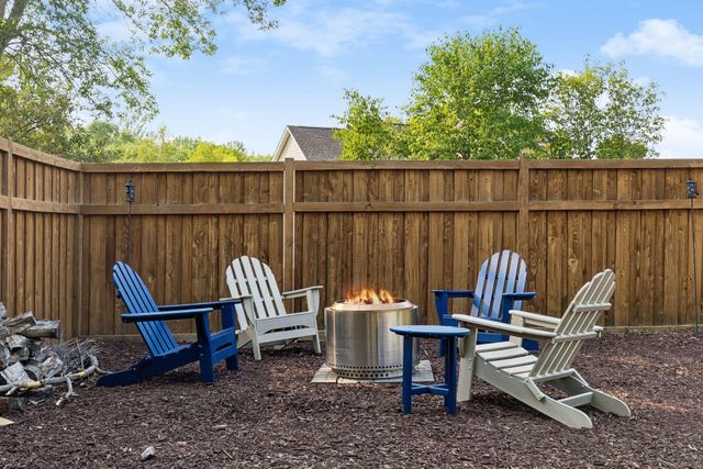 15740 84th Place N, Maple Grove, MN 55311