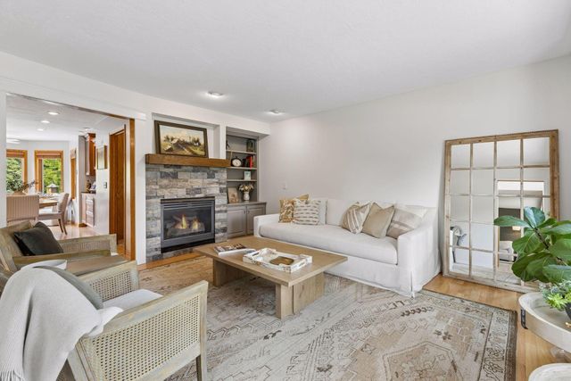 15740 84th Place N, Maple Grove, MN 55311