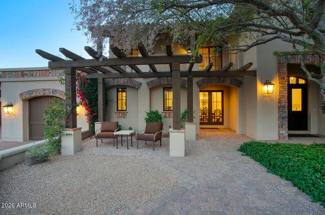9820 E THOMPSON PEAK Parkway 824, Scottsdale, AZ 85255