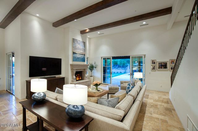 9820 E THOMPSON PEAK Parkway 824, Scottsdale, AZ 85255