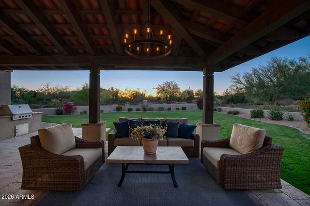 9820 E THOMPSON PEAK Parkway 824, Scottsdale, AZ 85255