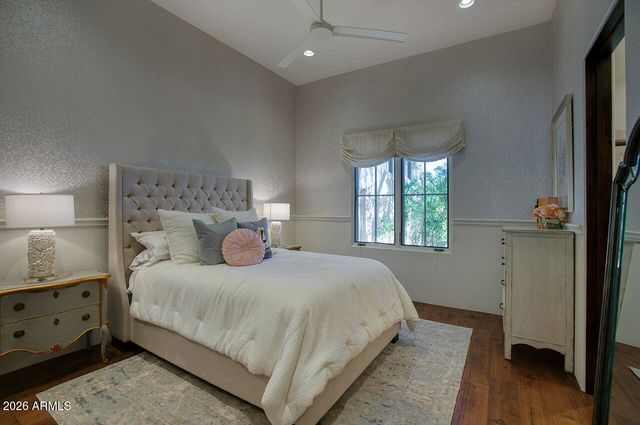 9820 E THOMPSON PEAK Parkway 824, Scottsdale, AZ 85255