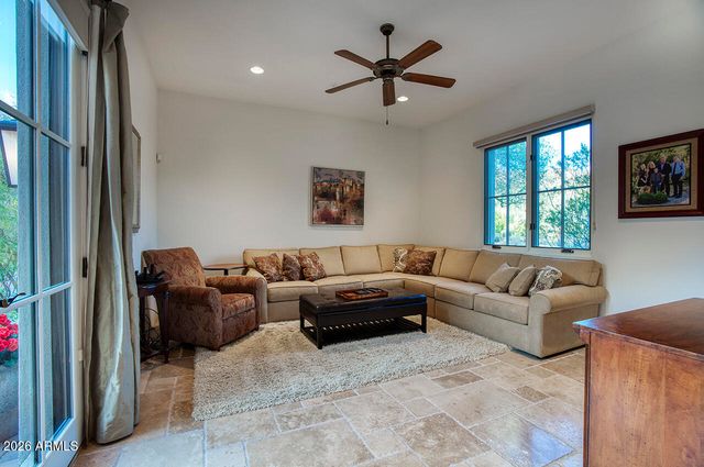 9820 E THOMPSON PEAK Parkway 824, Scottsdale, AZ 85255