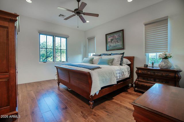 9820 E THOMPSON PEAK Parkway 824, Scottsdale, AZ 85255