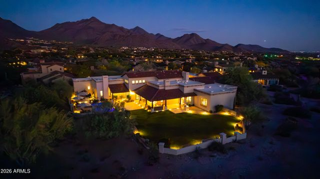 9820 E THOMPSON PEAK Parkway 824, Scottsdale, AZ 85255